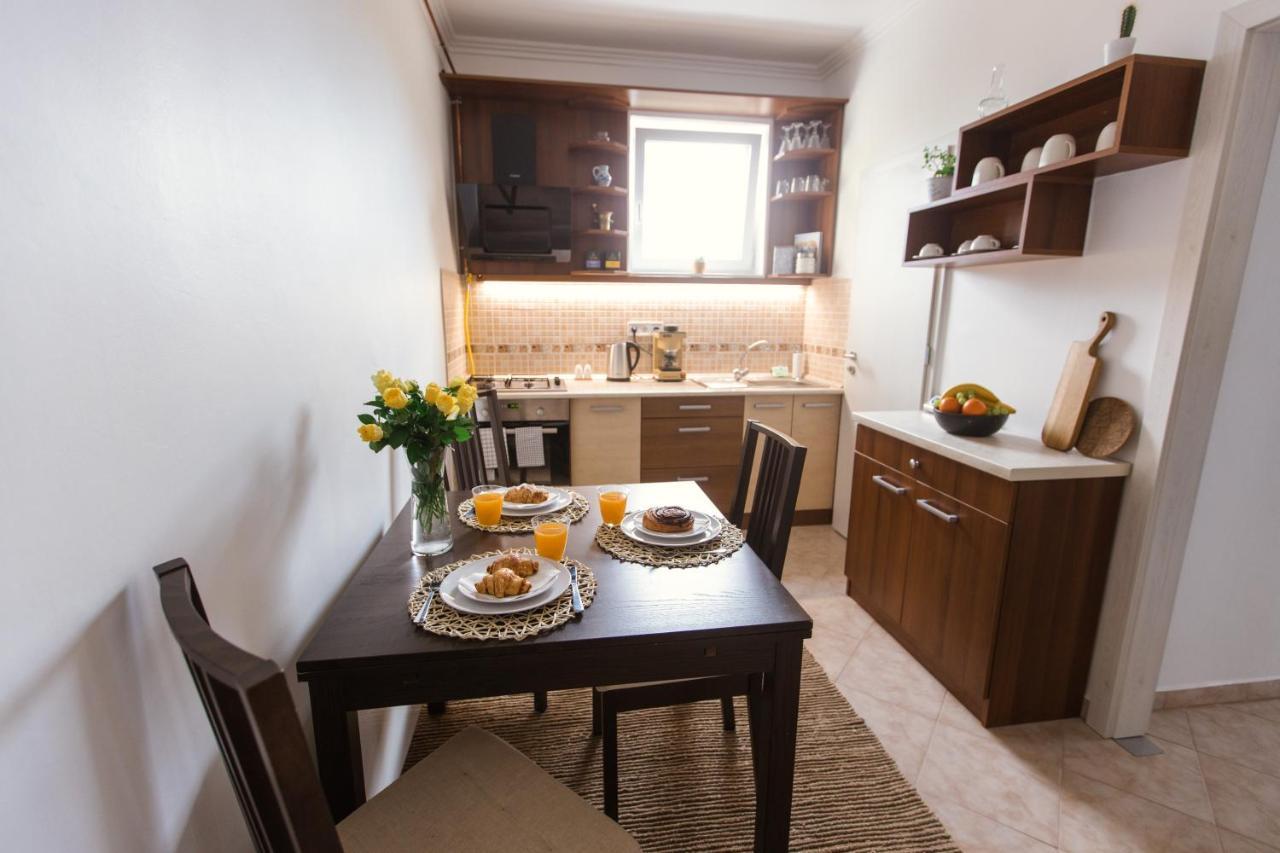 Bohohome Apartment Eger Exterior photo